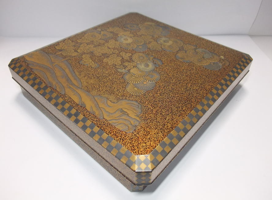 在庫処分 激安 食品 時代金蒔絵花の図段重 工芸品 - 工芸品